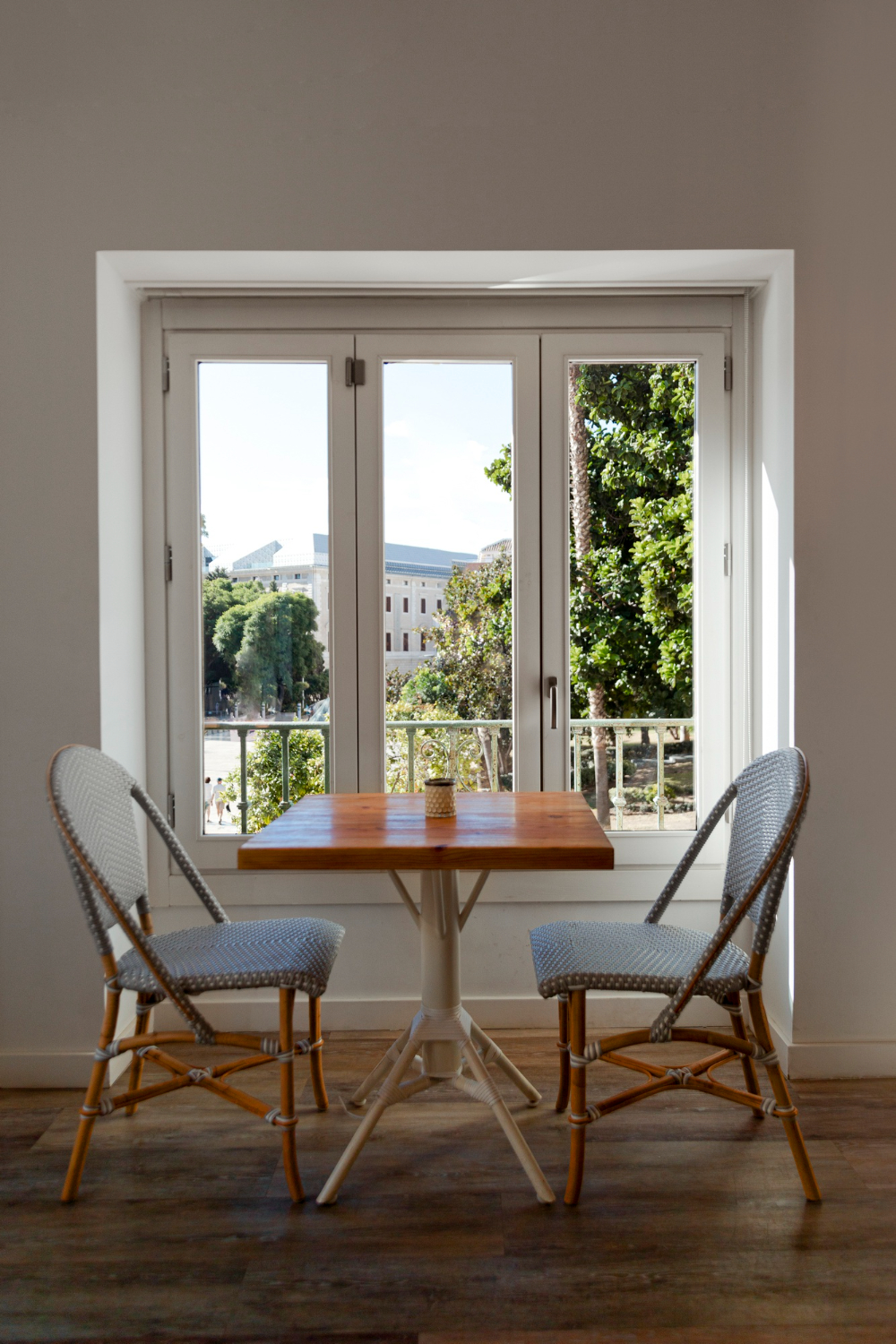 Energy-efficient window installation in a remodeled living space